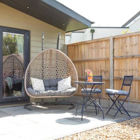 Pear Tree Cabin Whitstable Extérieur photo