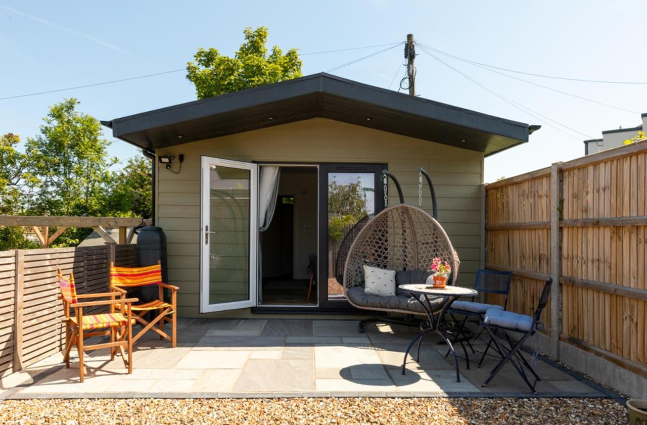 Pear Tree Cabin Whitstable Extérieur photo