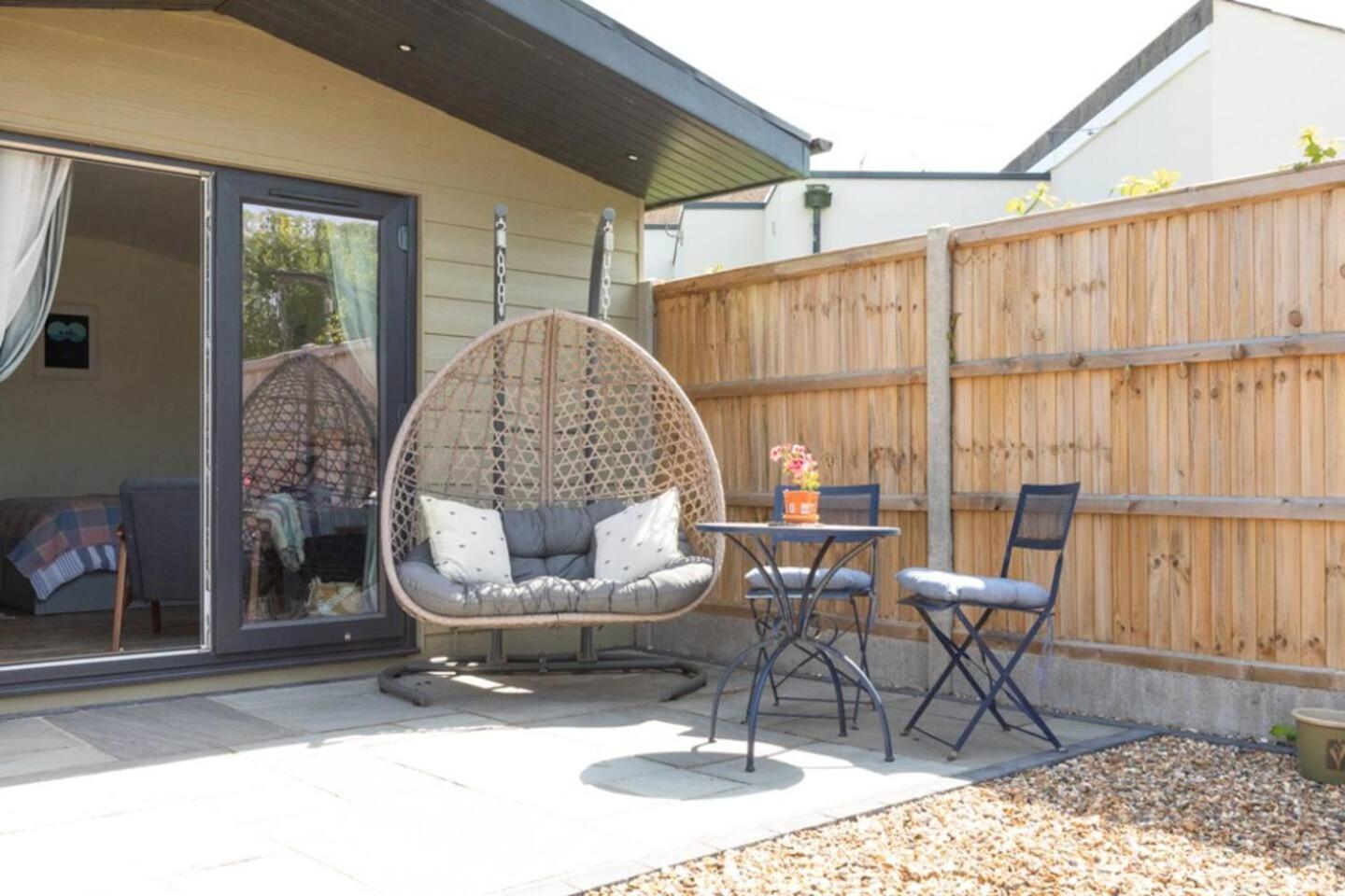 Pear Tree Cabin Whitstable Extérieur photo