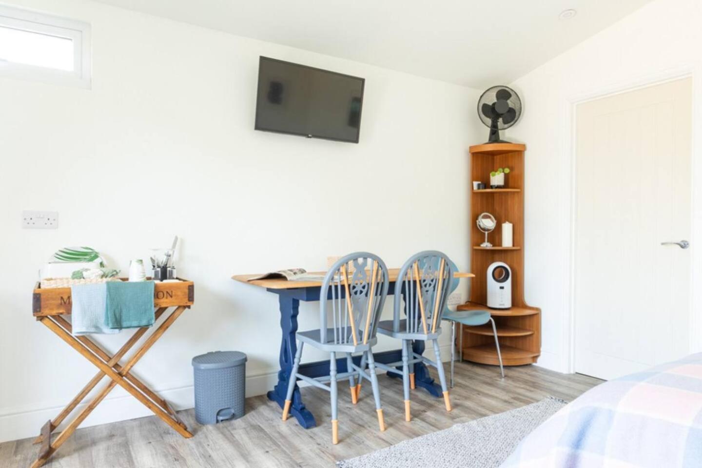 Pear Tree Cabin Whitstable Extérieur photo